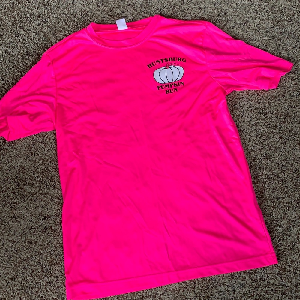 PINK workout tee